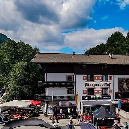 Hotel Pinzgauerhof - Inclusive Evening Dinner Saalbach-Hinterglemm Exterior photo