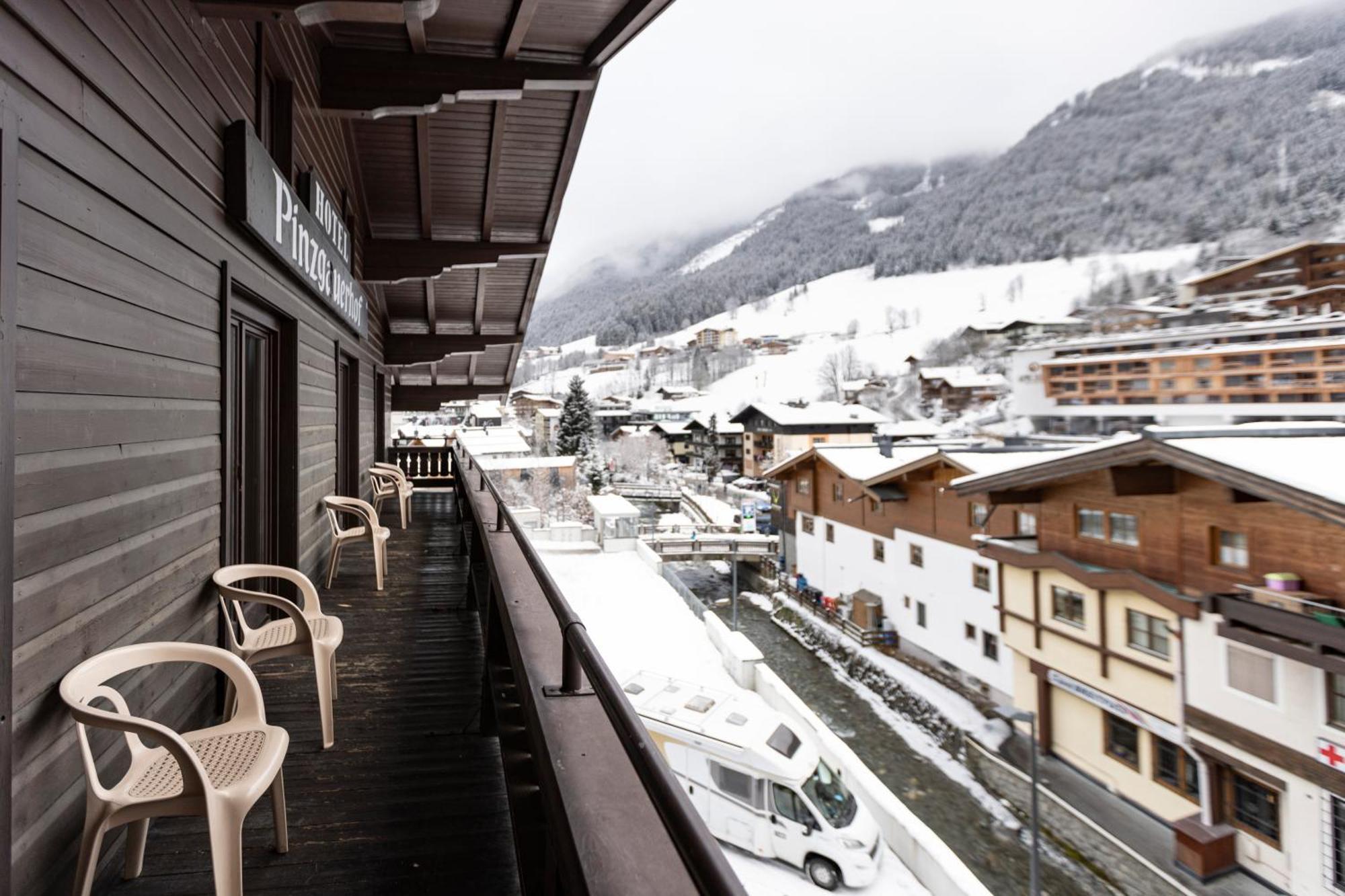 Hotel Pinzgauerhof - Inclusive Evening Dinner Saalbach-Hinterglemm Exterior photo