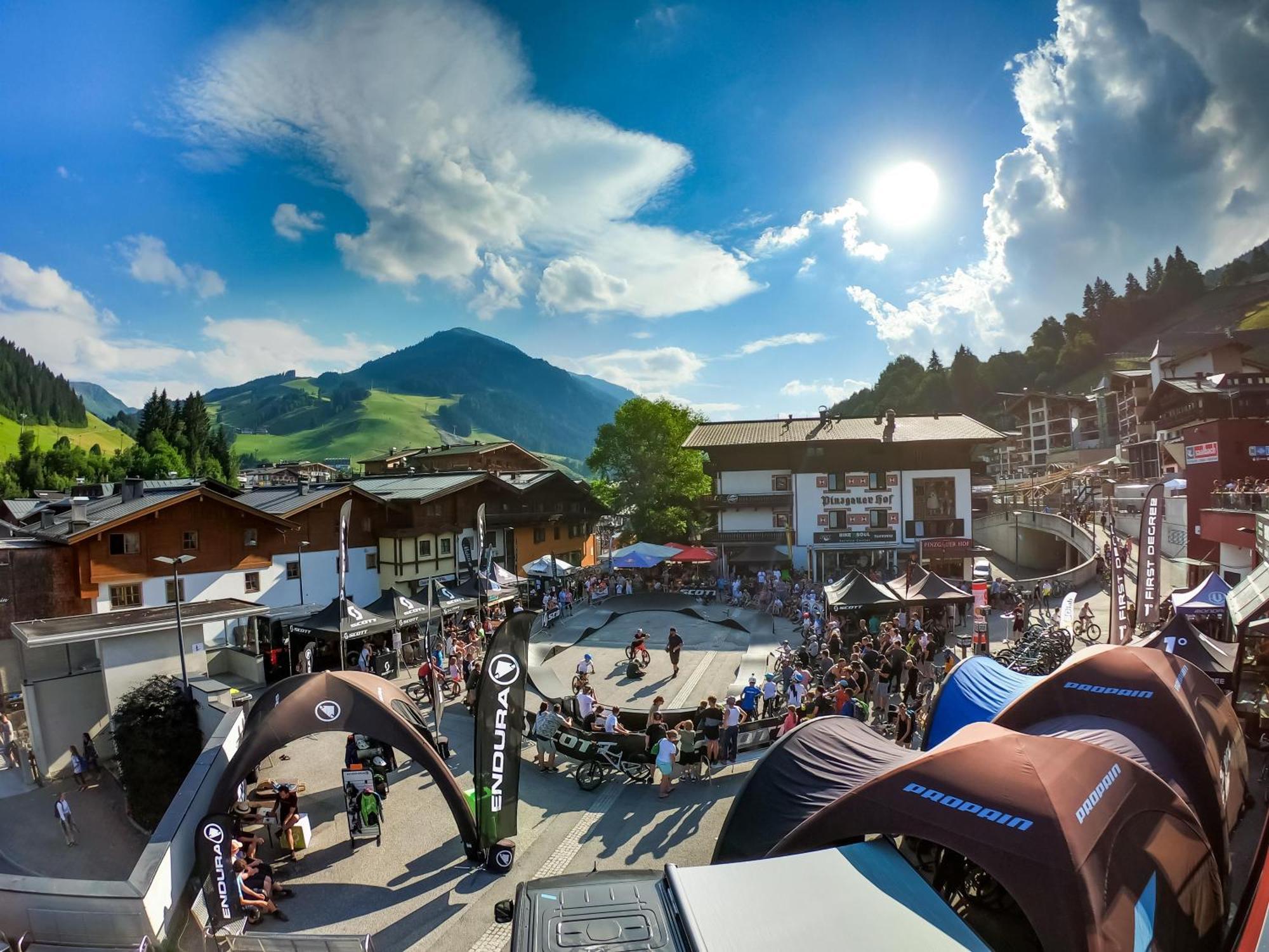 Hotel Pinzgauerhof - Inclusive Evening Dinner Saalbach-Hinterglemm Exterior photo