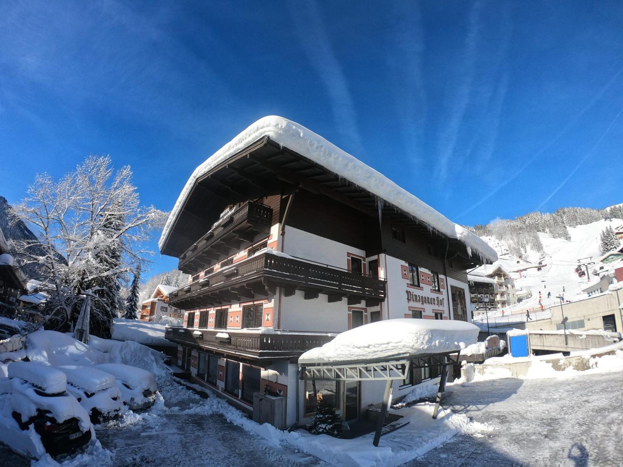Hotel Pinzgauerhof - Inclusive Evening Dinner Saalbach-Hinterglemm Exterior photo
